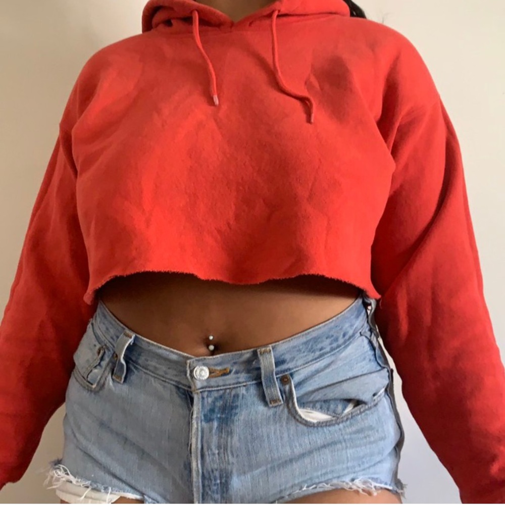 Red cropped hoodie ♡